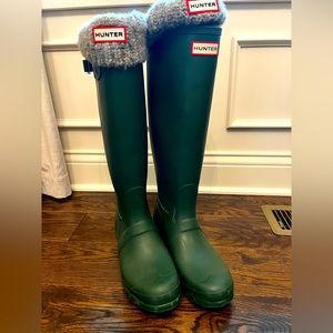 Women’s Hunter boots size 8
